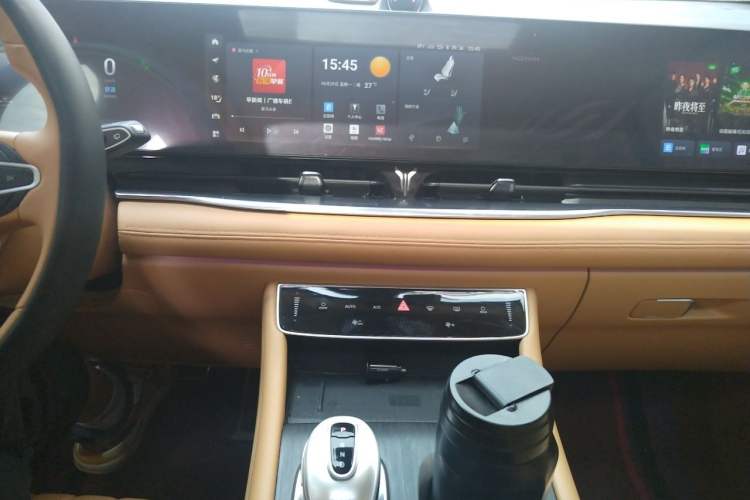 Used VOYAH Dream 2022 Low-Carbon Edition Dream+ Smart Enjoyment Package Audio And AC Panel