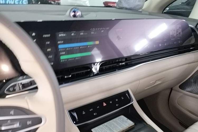 Used VOYAH Dream 2022 Low-Carbon Edition Dream+ Smart Enjoyment Package Audio And AC Panel