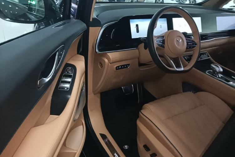 Used VOYAH Dream 2022 0-Emission Edition Dream+ Smart Range Package – 605 km Driver Seat