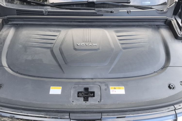 Used VOYAH Dream 2022 Low-Carbon Edition Dream+ Smart Enjoyment Package Engine Bay