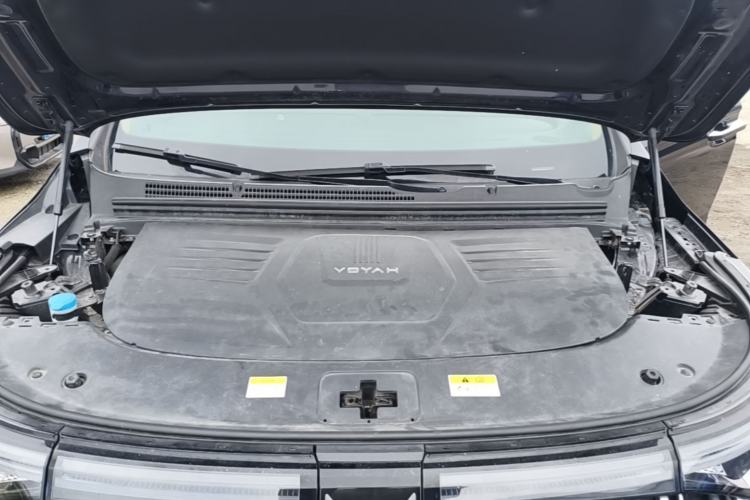 Used VOYAH Dream 2022 Low-Carbon Edition Dream+ Smart Enjoyment Package Engine Bay