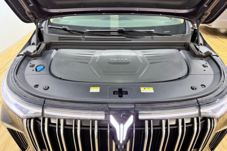 Used VOYAH Dream 2022 Low-Carbon Edition Home Engine Bay