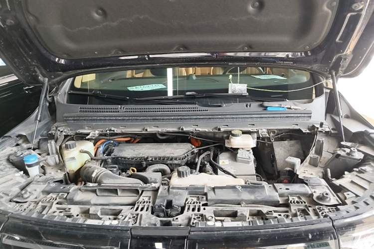 Used VOYAH Dream 2022 Low-Carbon Edition Dream+ Smart Enjoyment Package Engine Bay