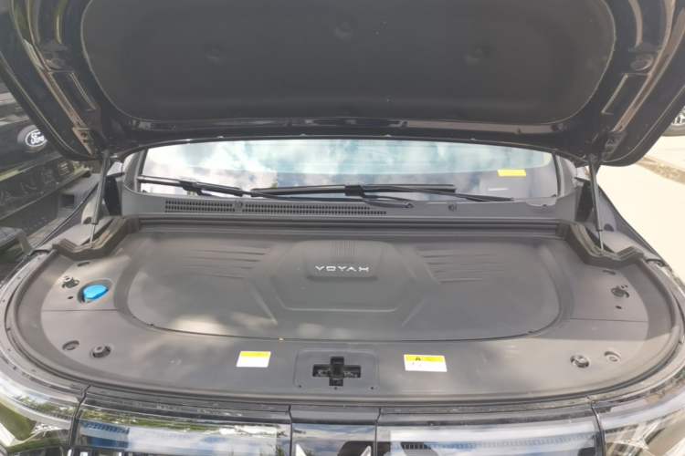 Used VOYAH Dream 2022 Low-Carbon Edition Dream+ Smart Enjoyment Package Engine Bay