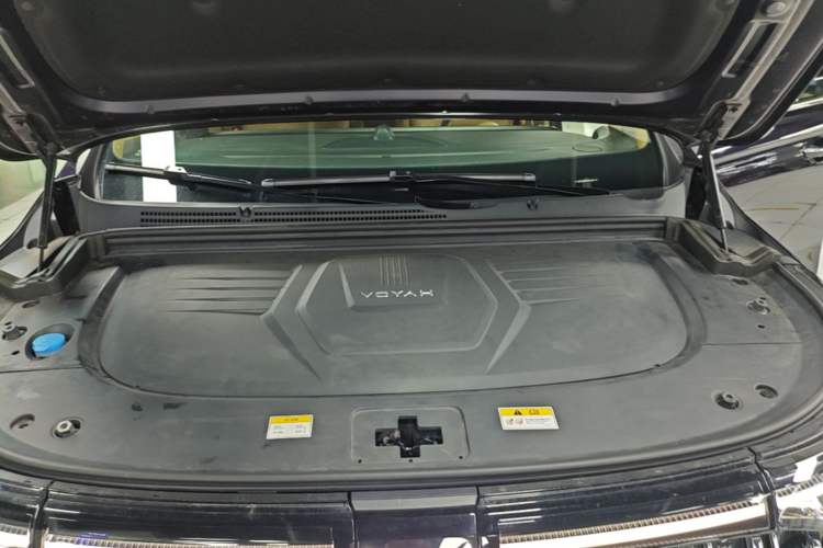 Used VOYAH Dream 2022 Low-Carbon Edition Plus Intelligent Driving Package Engine Bay
