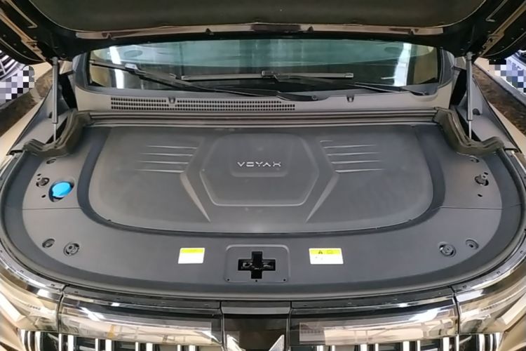 Used VOYAH Dream 2022 Low-Carbon Edition Dream+ Smart Enjoyment Package Engine Bay
