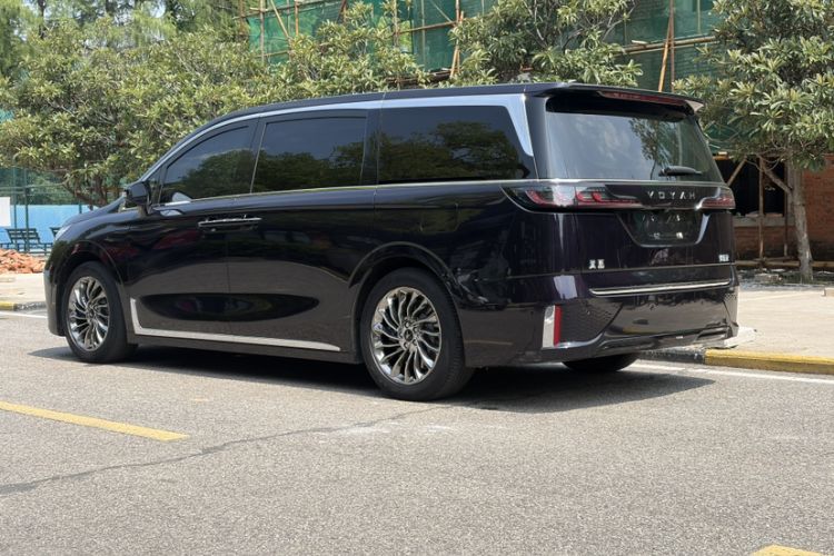Used VOYAH Dream 2022 Low-Carbon Edition Dream+ Smart Enjoyment Package Exterior 1