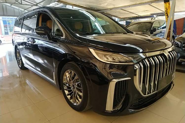 Used VOYAH Dream 2022 Low-Carbon Edition Dream+ Smart Enjoyment Package Exterior 1