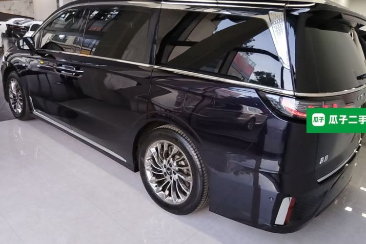 Used VOYAH Dream 2022 0-Emission Version Plus Intelligent Driving Package 475 km Exterior 2