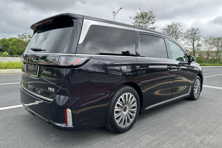 Used VOYAH Dream 2022 0-Emission Edition Dream+ Smart Range Package – 605 km Exterior 3