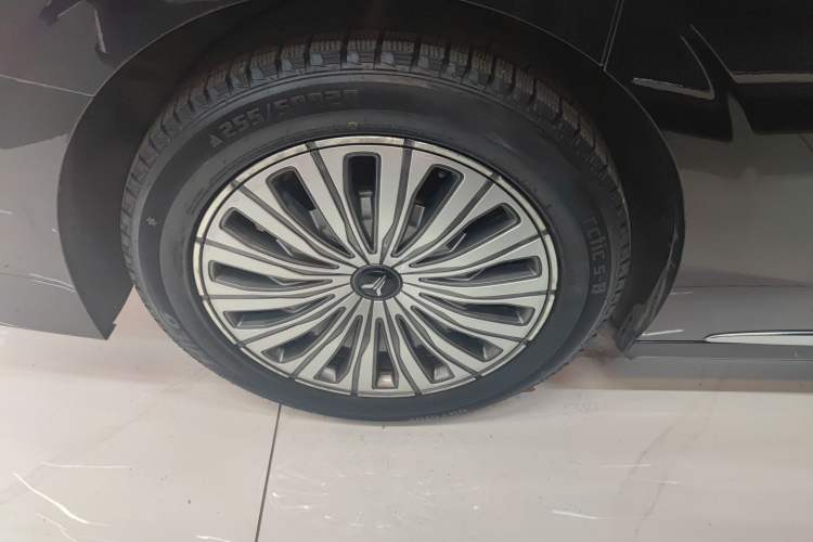 Used VOYAH Dream 2022 Low-Carbon Edition Dream+ Smart Enjoyment Package Exterior 5