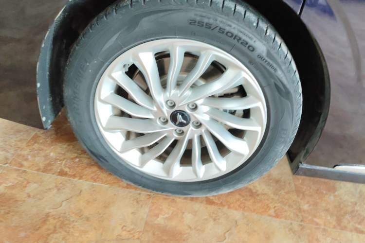 Used VOYAH Dream 2022 0-Emission Version Range of 475 km Exterior 5