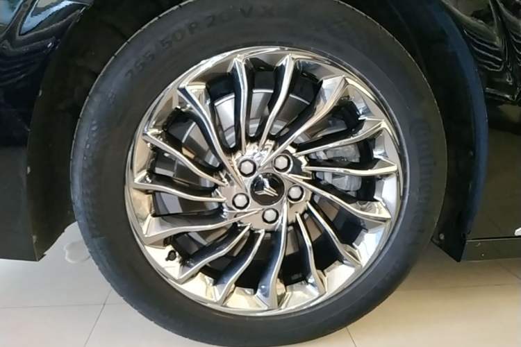 Used VOYAH Dream 2022 Low-Carbon Edition Dream+ Smart Enjoyment Package Exterior 5