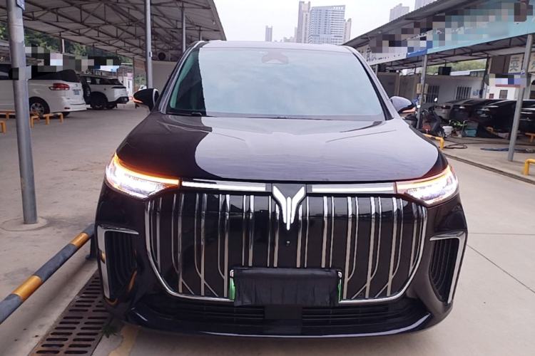 Used VOYAH Dream 2022 Low-Carbon Edition Plus Intelligent Driving Package Front