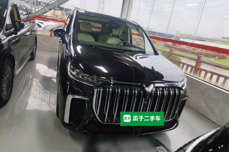 Used VOYAH Dream 2022 Low-Carbon Edition Plus Intelligent Driving Package Front