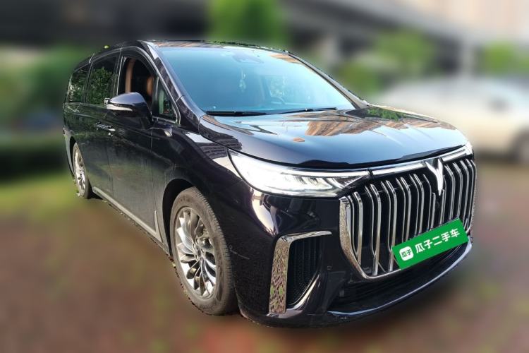 Used VOYAH Dream 2022 Low-Carbon Edition Dream+ Smart Enjoyment Package Front Right 45 Deg