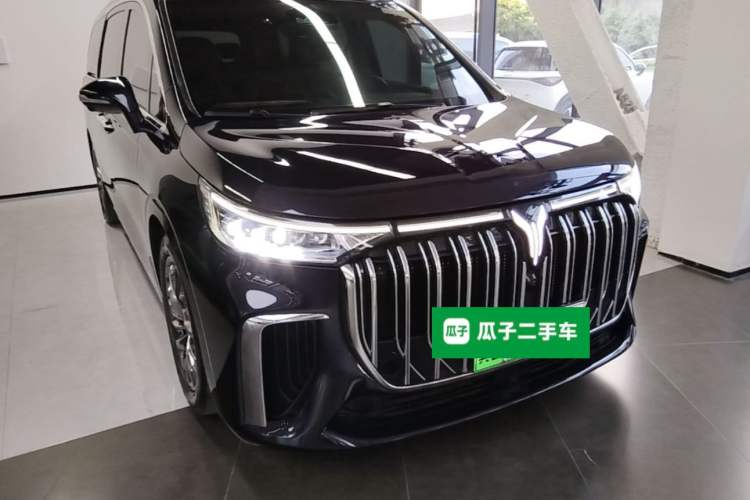 Used VOYAH Dream 2022 0-Emission Version Plus Intelligent Driving Package 475 km Front Right 45 Deg
