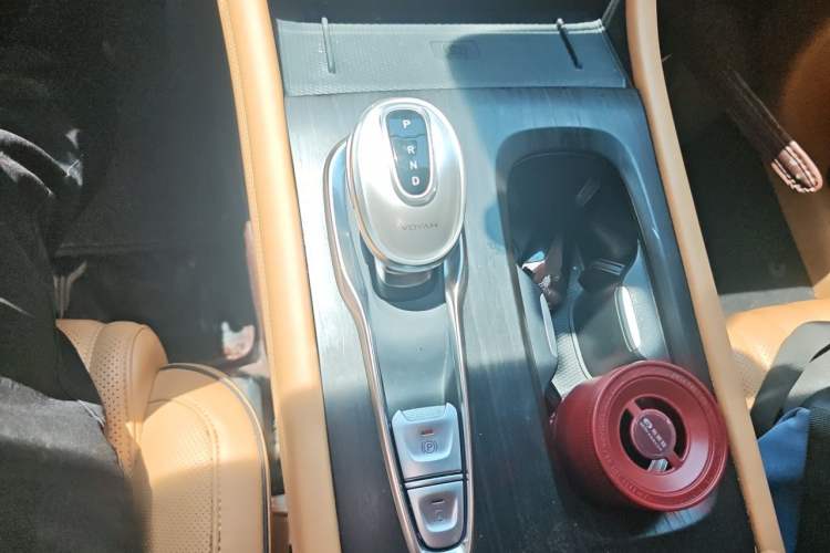 Used VOYAH Dream 2022 Low-Carbon Edition Dream+ Smart Enjoyment Package Gear Lever