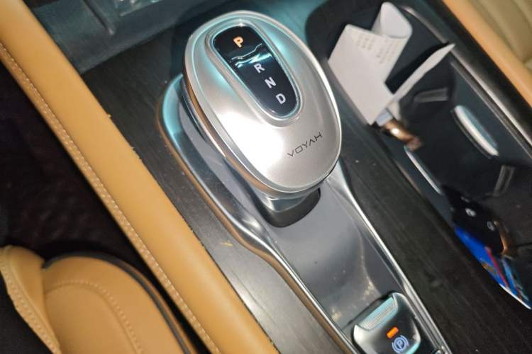 Used VOYAH Dream 2022 Low-Carbon Edition Dream+ Smart Enjoyment Package Gear Lever
