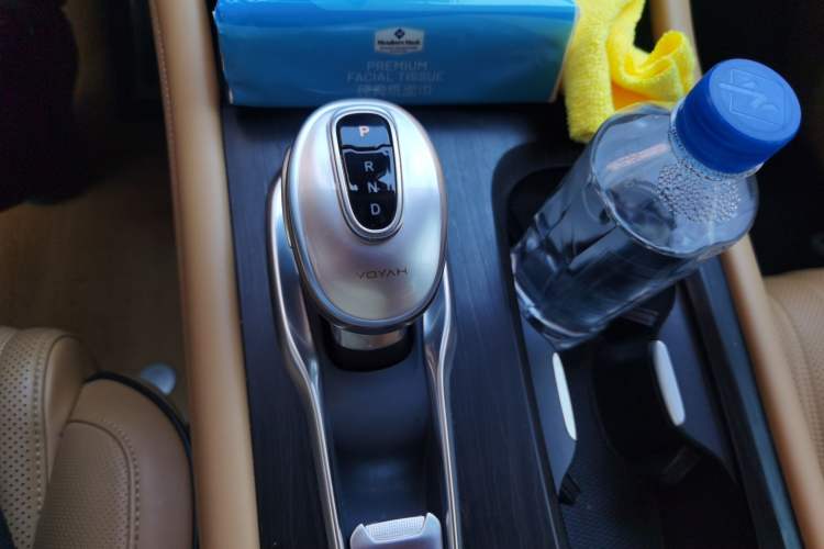 Used VOYAH Dream 2022 Low-Carbon Edition Dream+ Smart Enjoyment Package Gear Lever