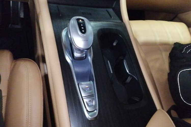 Used VOYAH Dream 2022 Low-Carbon Edition Home Gear Lever
