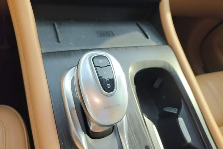 Used VOYAH Dream 2022 Low-Carbon Edition Plus Intelligent Driving Package Gear Lever