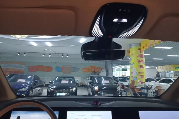 Used VOYAH Dream 2022 0-Emission Edition Dream+ Smart Range Package – 605 km Headliner