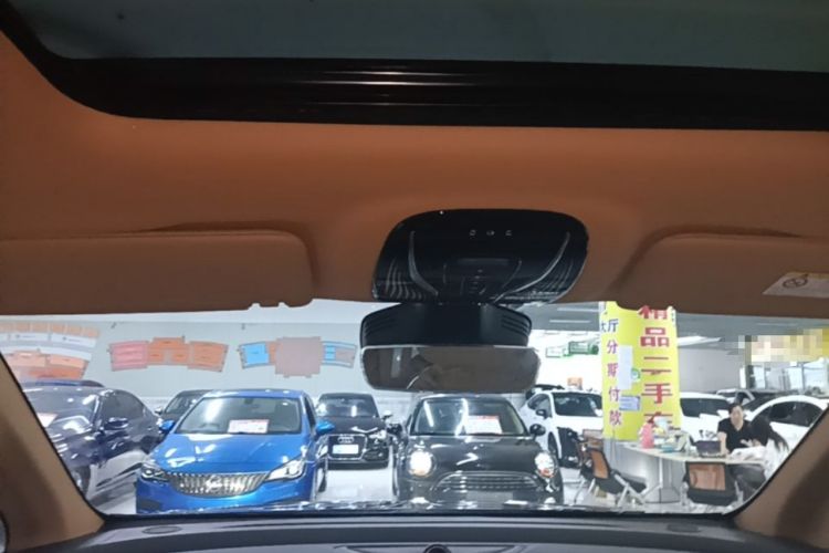 Used VOYAH Dream 2022 0-Emission Edition Dream+ Smart Range Package – 605 km Headliner