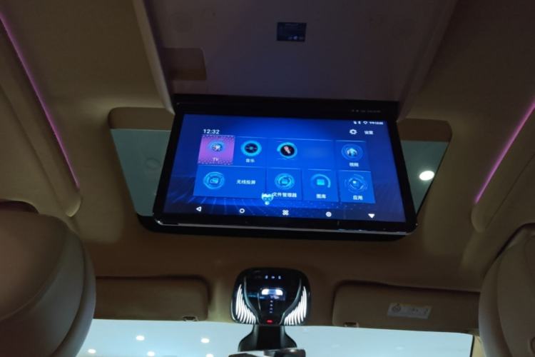 Used VOYAH Dream 2022 Zero-Carbon Edition Plus Intelligent Driving & Range Package—605 km Headliner