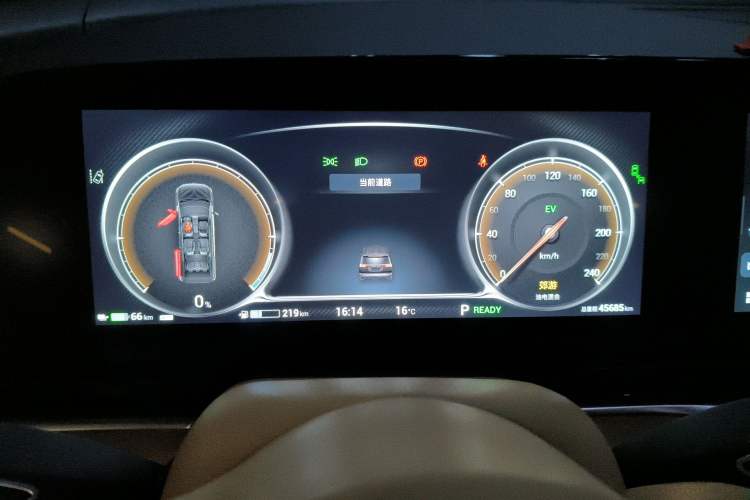 Used VOYAH Dream 2022 Low-Carbon Edition Dream+ Smart Enjoyment Package Instrument Cluster