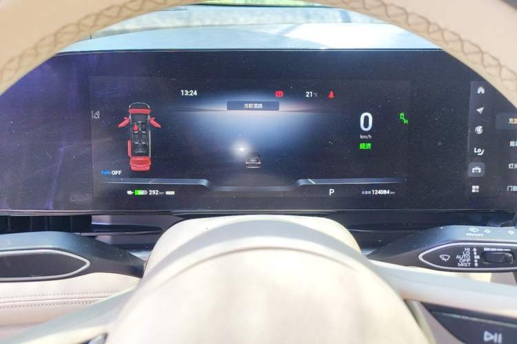 Used VOYAH Dream 2022 0-Emission Version Plus Intelligent Driving Package 475 km Instrument Cluster