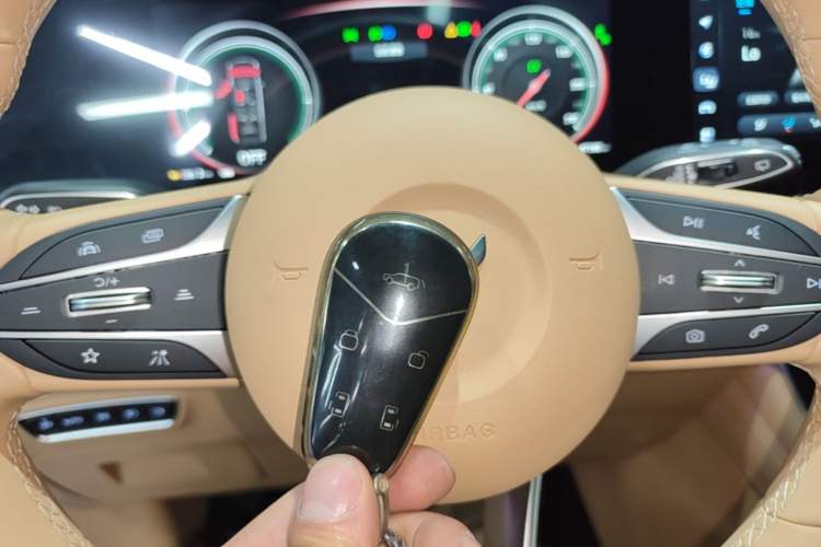 Used VOYAH Dream 2022 Low-Carbon Edition Dream+ Smart Enjoyment Package Interior 1