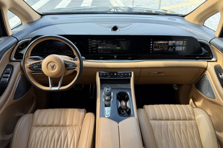 Used VOYAH Dream 2022 Low-Carbon Edition Dream+ Smart Enjoyment Package Interior 11