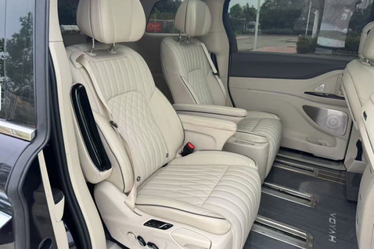Used VOYAH Dream 2022 Low-Carbon Edition Dream+ Smart Enjoyment Package Interior 13