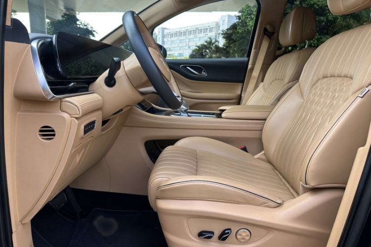 Used VOYAH Dream 2022 Low-Carbon Edition Dream+ Smart Enjoyment Package Interior 2