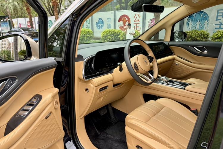 Used VOYAH Dream 2022 Low-Carbon Edition Plus Intelligent Driving Package Interior 3