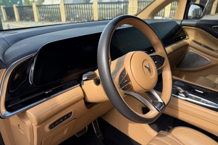 Used VOYAH Dream 2022 Low-Carbon Edition Dream+ Smart Enjoyment Package Interior 4