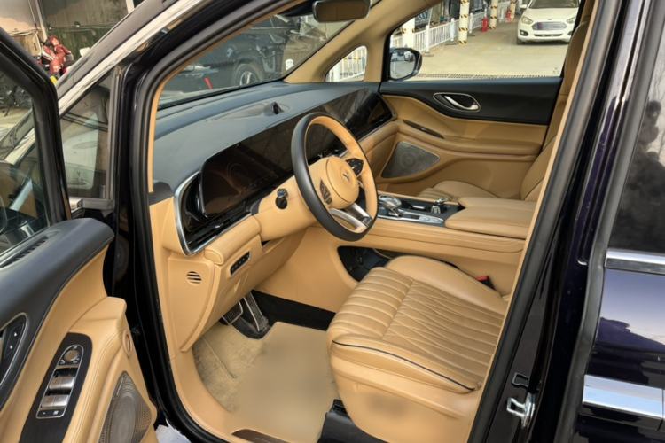 Used VOYAH Dream 2022 Low-Carbon Edition Dream+ Smart Enjoyment Package Interior 4