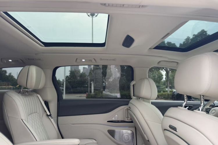Used VOYAH Dream 2022 Low-Carbon Edition Dream+ Smart Enjoyment Package Interior 5