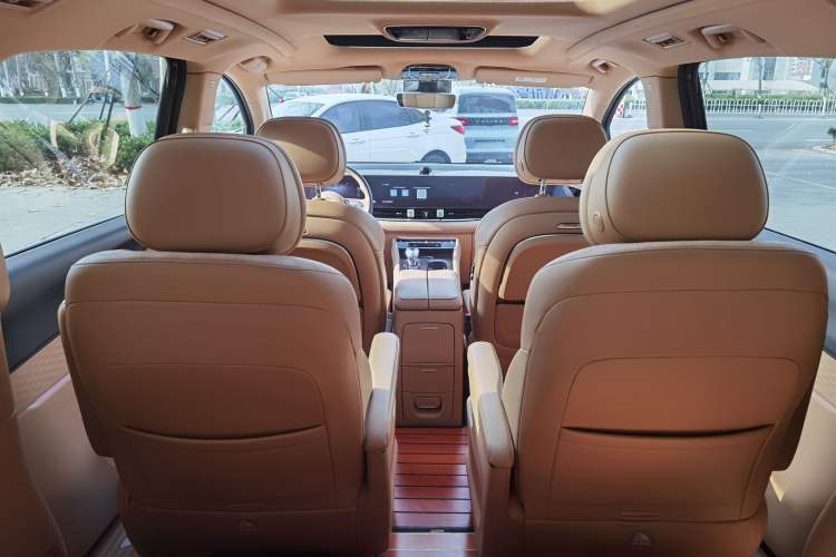 Used VOYAH Dream 2022 Low-Carbon Edition Plus Intelligent Driving Package Interior 6