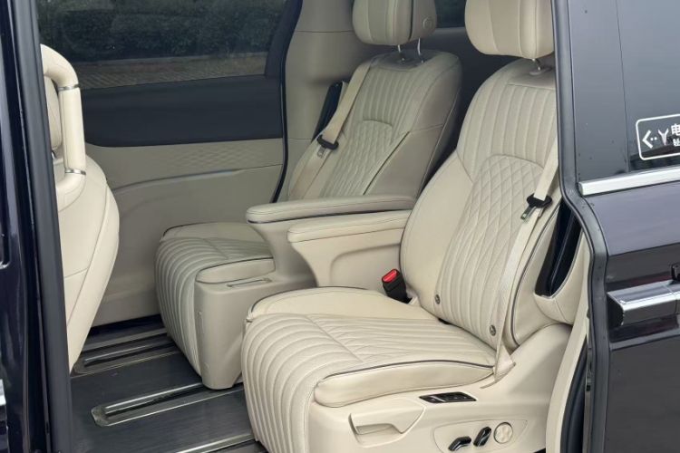 Used VOYAH Dream 2022 Low-Carbon Edition Dream+ Smart Enjoyment Package Interior 8