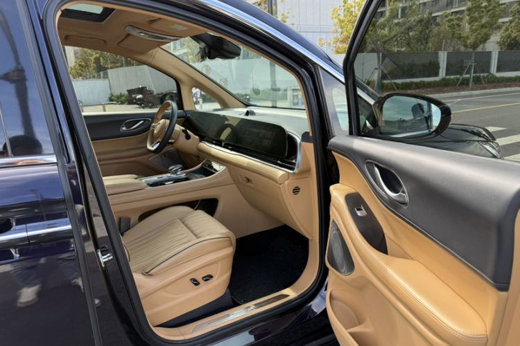 Used VOYAH Dream 2022 Low-Carbon Edition Dream+ Smart Enjoyment Package Interior 9