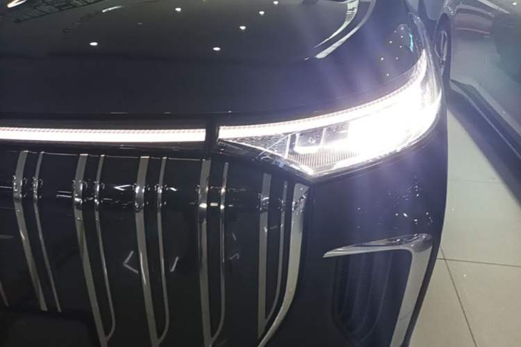 Used VOYAH Dream 2022 0-Emission Edition Dream+ Smart Range Package – 605 km Left Front Headlight