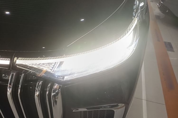 Used VOYAH Dream 2022 Low-Carbon Edition Dream+ Smart Enjoyment Package Left Front Headlight
