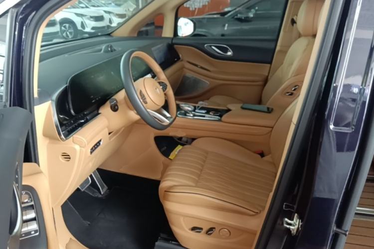 Used VOYAH Dream 2022 Low-Carbon Edition Dream+ Smart Enjoyment Package Left Front Seat
