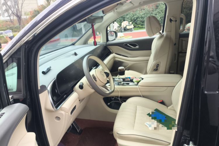 Used VOYAH Dream 2022 Low-Carbon Edition Dream+ Smart Enjoyment Package Left Front Seat