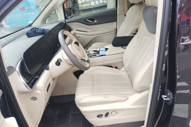 Used VOYAH Dream 2022 Low-Carbon Edition Plus Intelligent Driving Package Left Front Seat