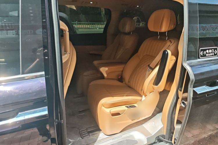 Used VOYAH Dream 2022 Low-Carbon Edition Dream+ Smart Enjoyment Package Left Rear Seat