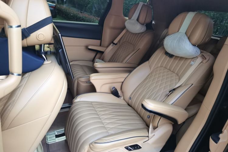 Used VOYAH Dream 2022 Low-Carbon Edition Dream+ Smart Enjoyment Package Left Rear Seat