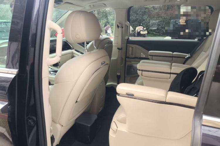 Used VOYAH Dream 2022 Low-Carbon Edition Dream+ Smart Enjoyment Package Left Rear Seat